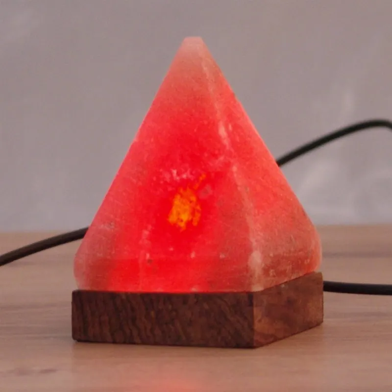 Mała lampa stołowa USB Piramida dla komputera