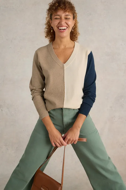 White Stuff Maggie V Neck Jumper Natural Multi Maat: 12 REGULAR | Gebreide Truien Outlet | Dames | Beige