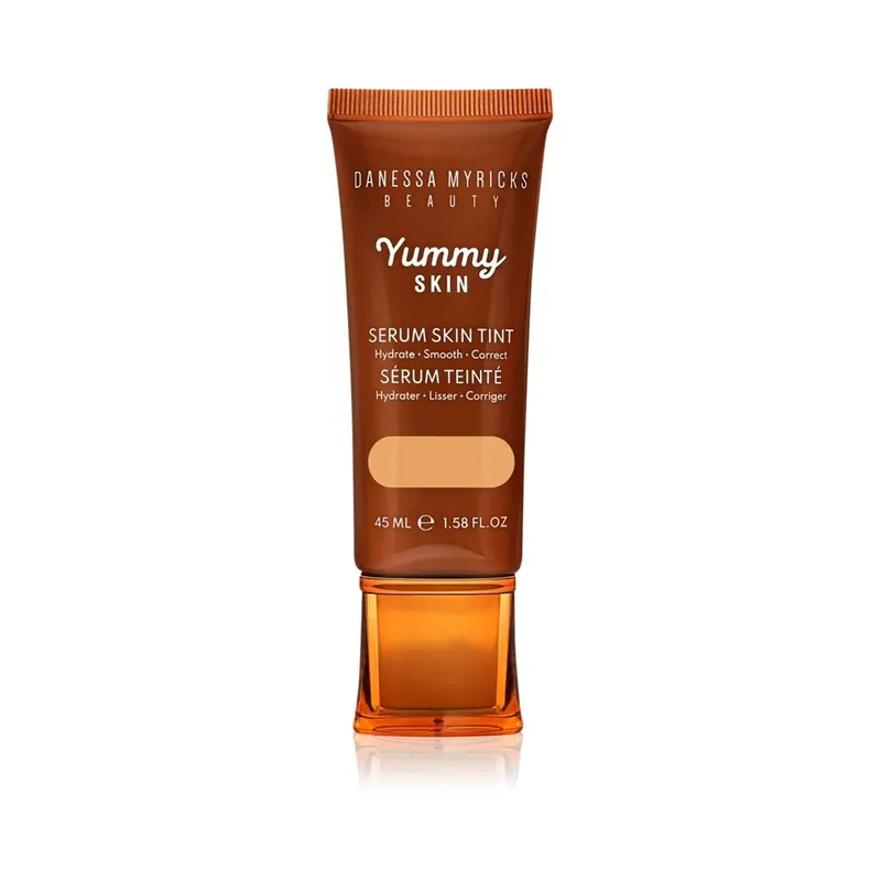Danessa Myricks Beauty Yummy Smoothing Hydrating Foundation Serum Kolor 4 - Jasna skóra z neutralnymi tonami 45 ml