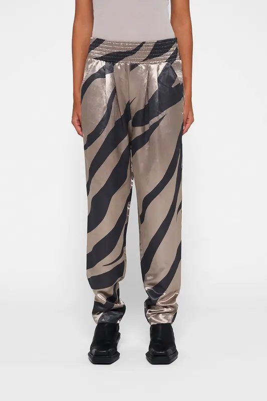 10DAYS Satin Pants Zebra Warm Taupe Maat: XXS | Straight Broeken Outlet | Dames | Zwart