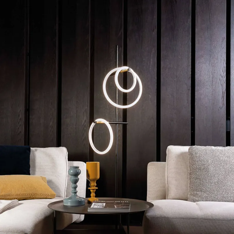 Lampa stojąca LED Ulaop, trzy pierścienie, czarna