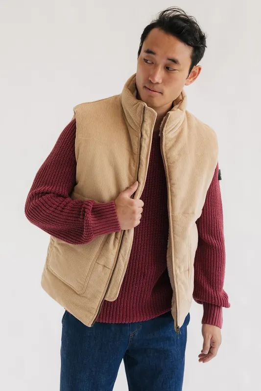 TWOTHIRDS Kulusuk - Latte Maat: S | Bodywarmers Outlet | Heren | Beige