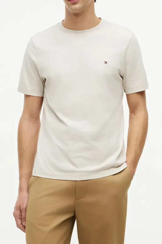 Tommy Hilfiger Flag Embroidery T-shirt Newsprint Maat: M | Basic T-Shirts Outlet | Heren | Ecru