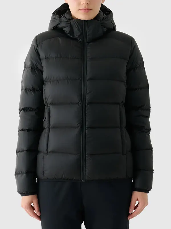 4F kurtka damska puchowa narciarska 4FWAW25TDJAF0734 czarna (XL)