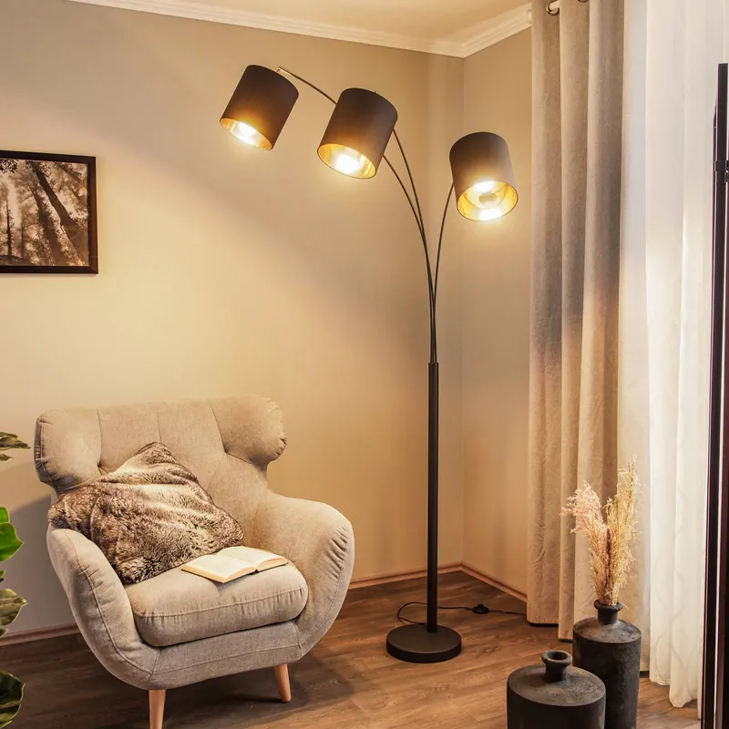 Lampa stojąca Lindby Nanika, czarny/złoty, 202 cm, E27, 3-punktowa.