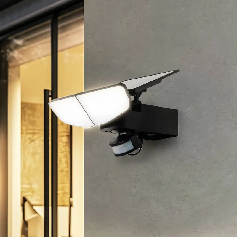 Lindby LED-Solarwandleuchte Naelin, czarny, czujnik, IP44