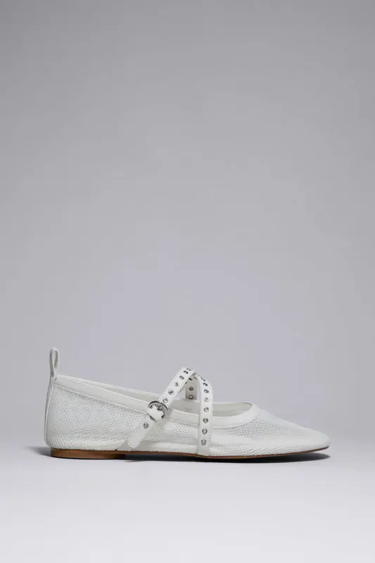 & Other Stories Charly Mesh Ballerina White Maat: 36 | Ballerina's Outlet | Dames | Wit
