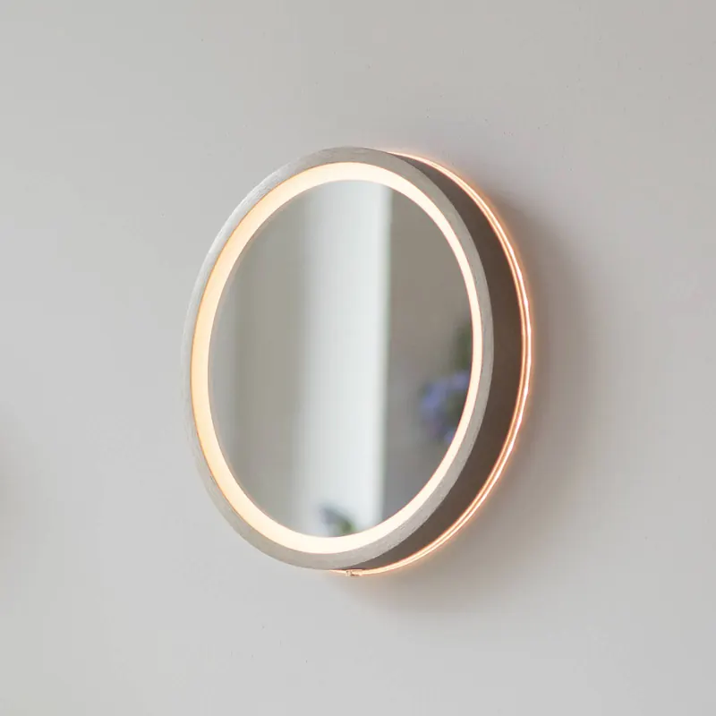 Lustro ścienne LED VIDRO, brązowe, Ø 26 cm, powerbank, przełącznik