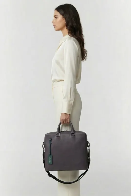Coccinelle Medium Work Laptop Bag With Printed Strap Maat: OS | Schoudertassen Outlet | Dames | Paars