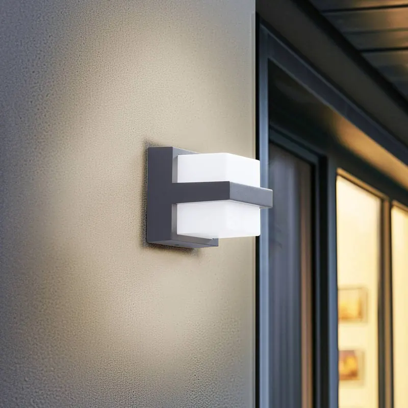 Lindby Smart – kinkiet zewnętrzny LED Fyra, kątowy, CCT RGB, Tuya
