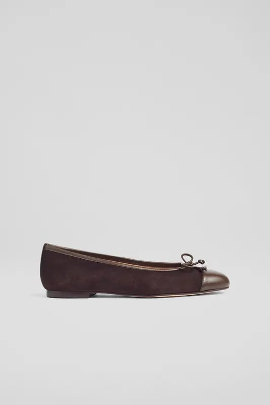 LK Bennett Kara Flats Dark Chocolate Maat: 36 | Ballerina's Outlet | Dames | Bruin