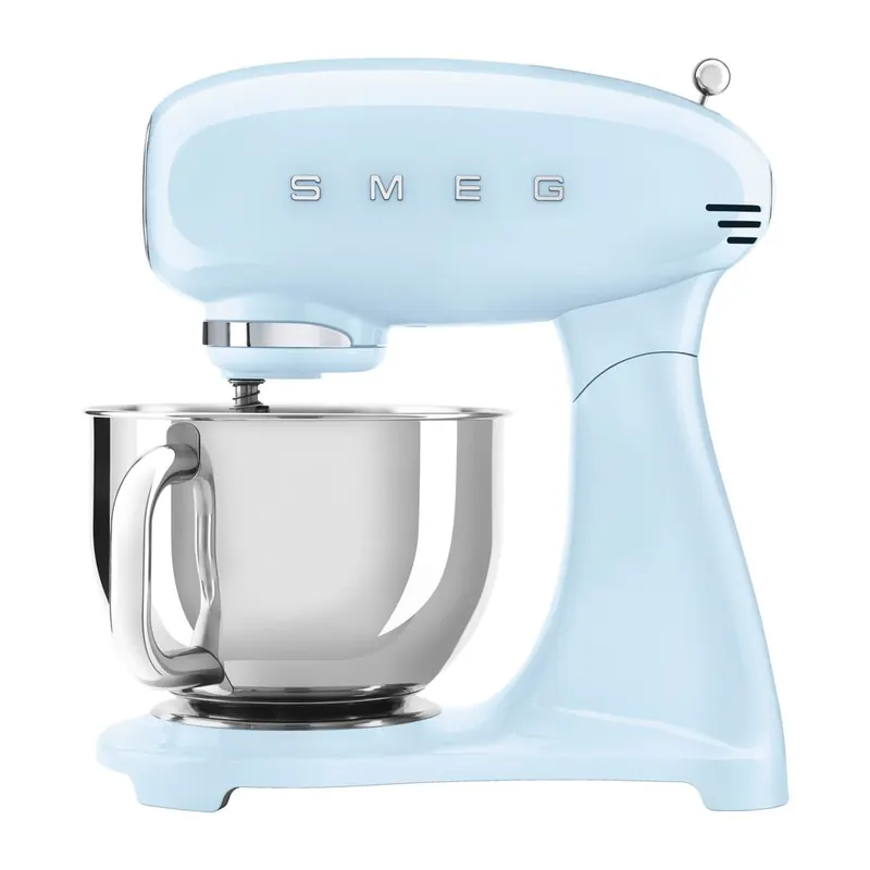 Jasnoniebieski robot kuchenny Retro Style – SMEG