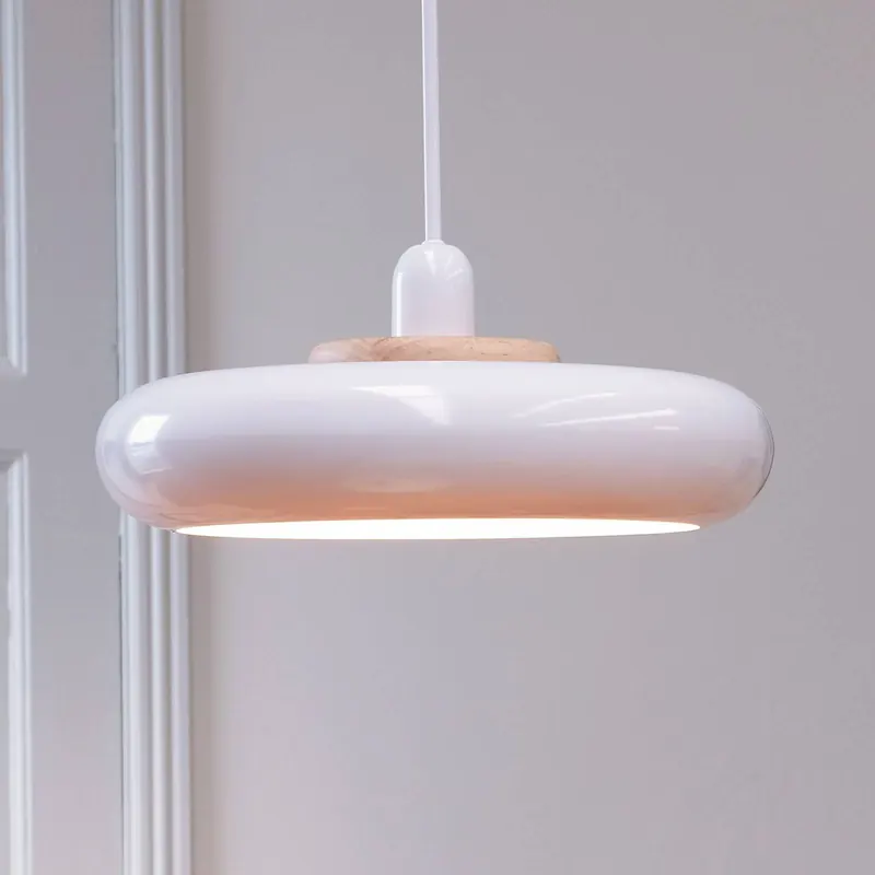 Żyrandol Dyberg Larsen Planet, biały, Ø 40 cm, metal