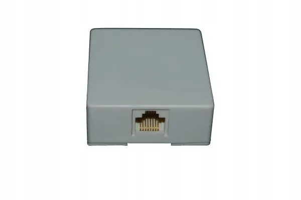 Gniazdo komputerowe RJ45(8p8c)-puszka natynkowa.