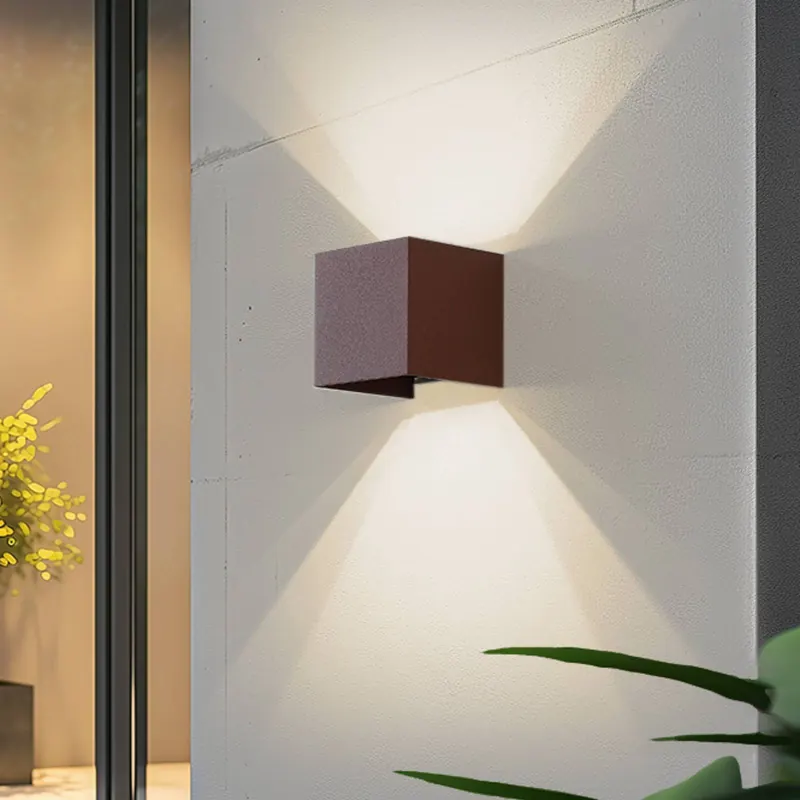 Lindby Smart – kinkiet zewnętrzny LED Dara, w kolorze rdzy, kątowy, CCT RGB,