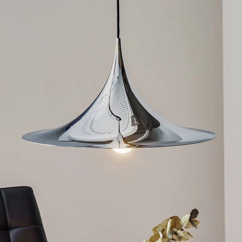 Lampa wisząca Semi marki Gubi, Ø 47 cm, chrom