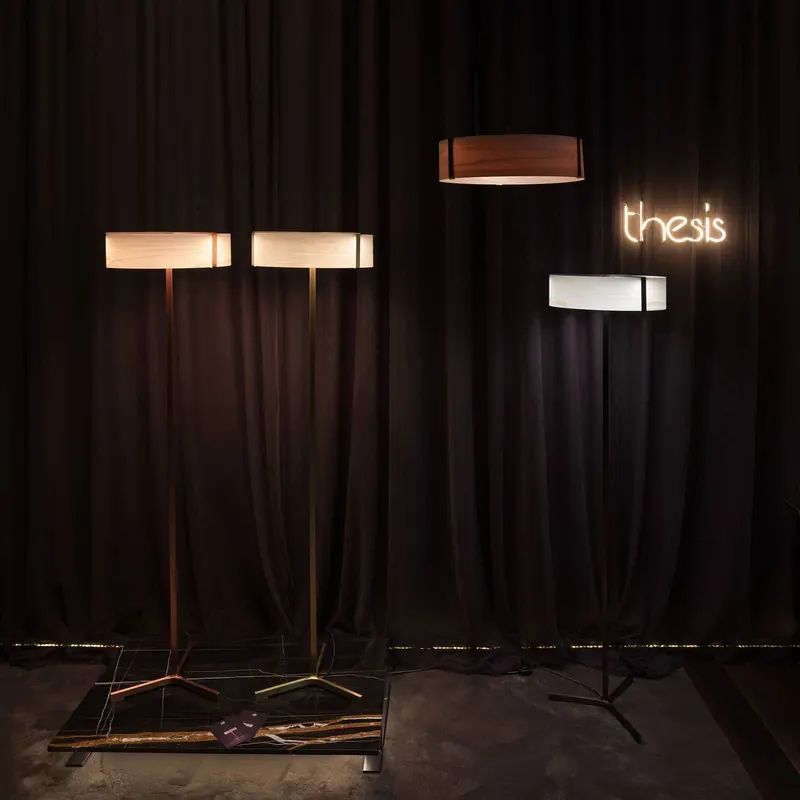 LZF Thesis lampa stojąca LED czarna/kość słoniowa