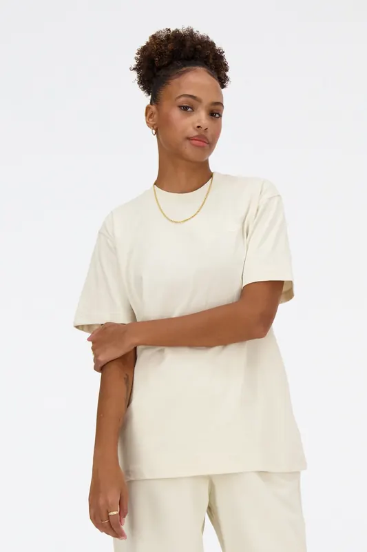 New Balance Athletics Jersey T-shirt Linen Maat: S | Sport Shirts Outlet | Dames | Beige