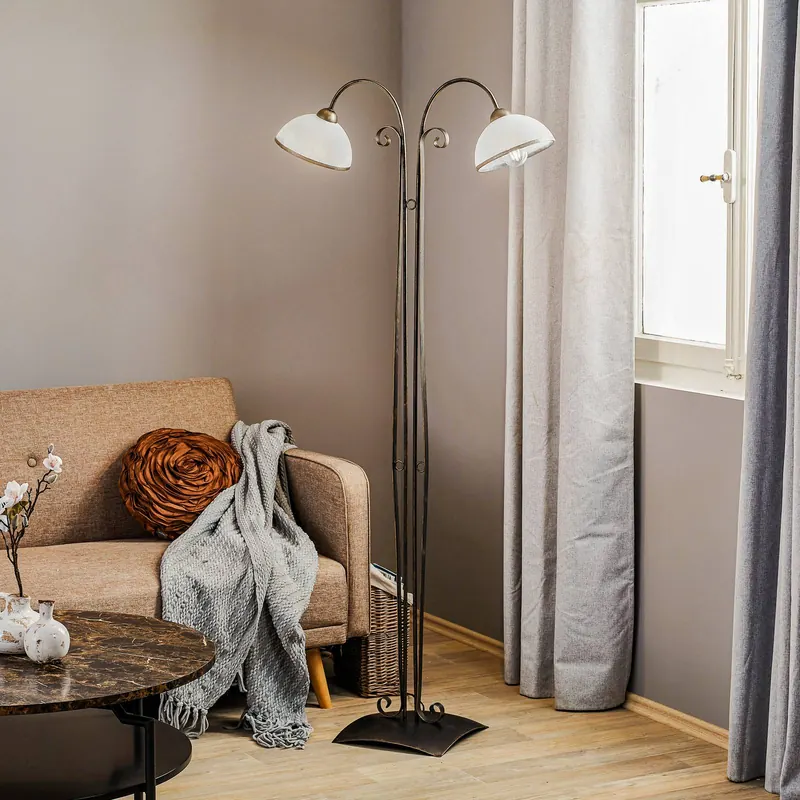 Lampa stojąca Antica w stylu rustykalnym, 2-punktowa