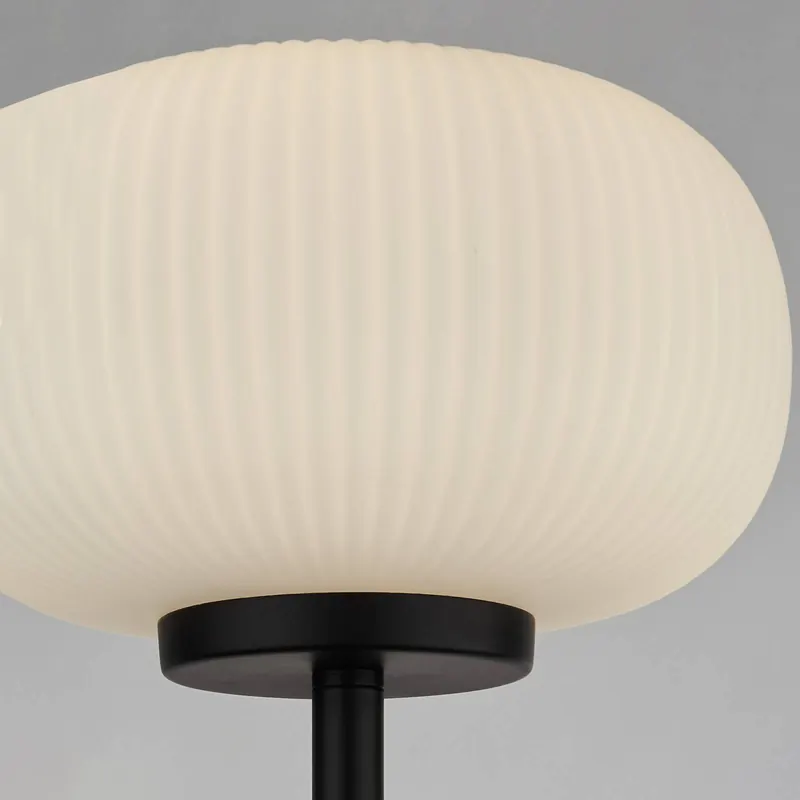 Lampa stojąca Lumina ze szklanym kloszem