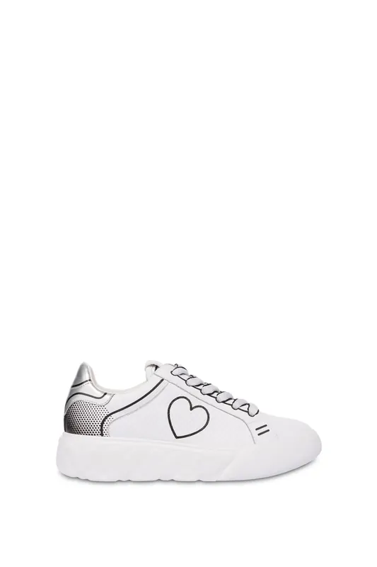 Moschino Calfskin Sneakers With Heart Love Mesh Print White Maat: 40 | Sneakers Outlet | Dames | Wit