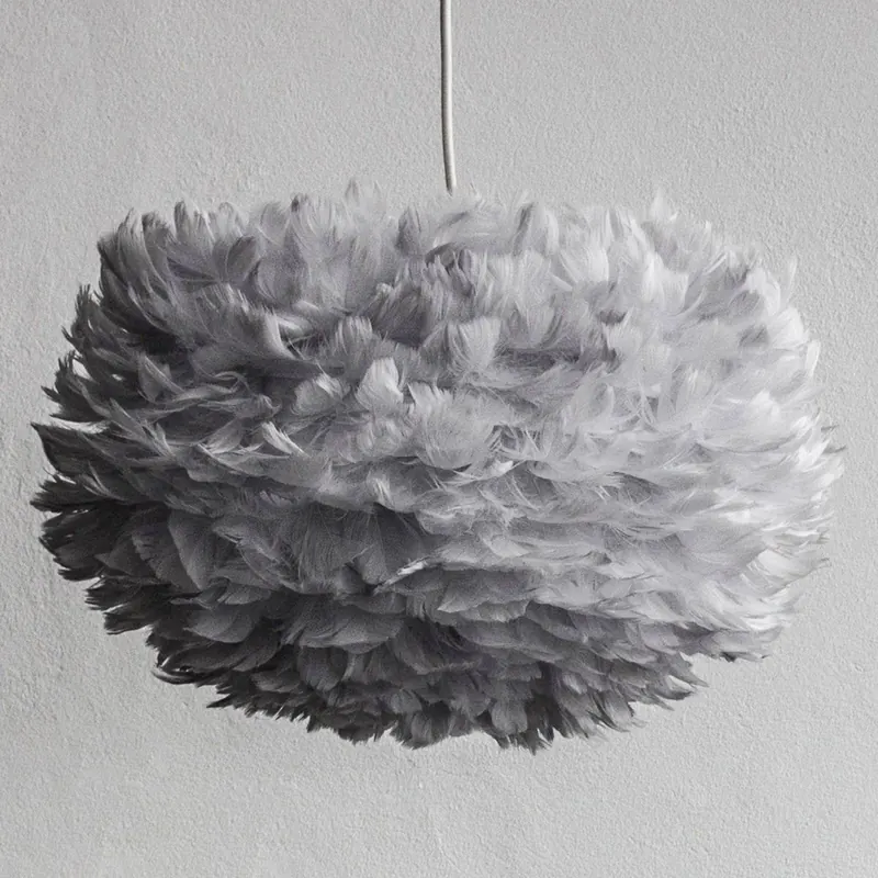 Lampa wisząca Eos medium, jasnoszara, z piór