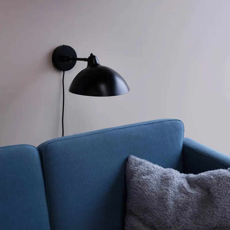 Lampa ścienna Dyberg Larsen Futura, czarna, 40 W, kabel, metal
