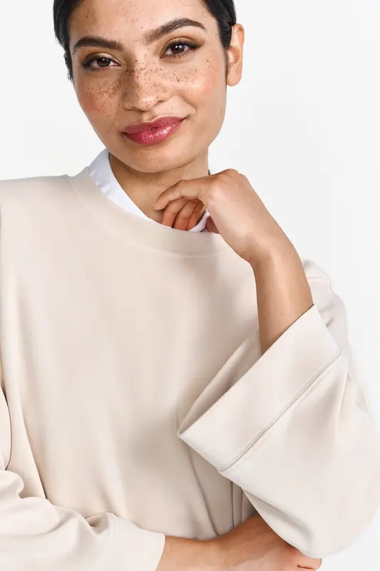 Rich & Royal T Peached Contemp White Stone Maat: M | Sweaters Outlet | Dames | Beige