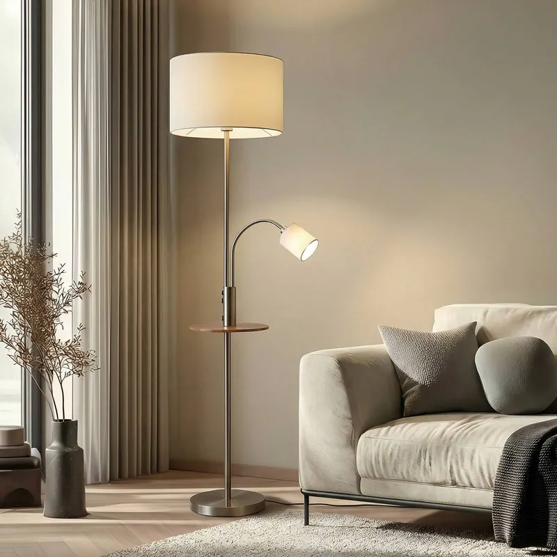 Lindby Lampa podłogowa Aovan, niklowa, półka, złącze USB
