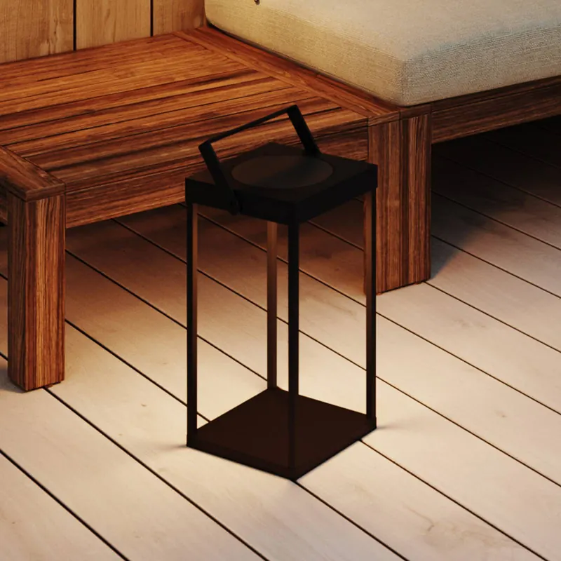 Latarnia solarna LED PURE, czarna, USB, metalowa, wysokość 42 cm