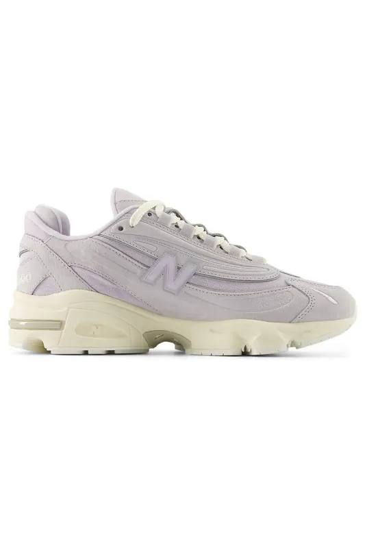 New Balance 1000 Pearl Grey Maat: 41.5 | Sneakers Outlet | Unisex | Grijs