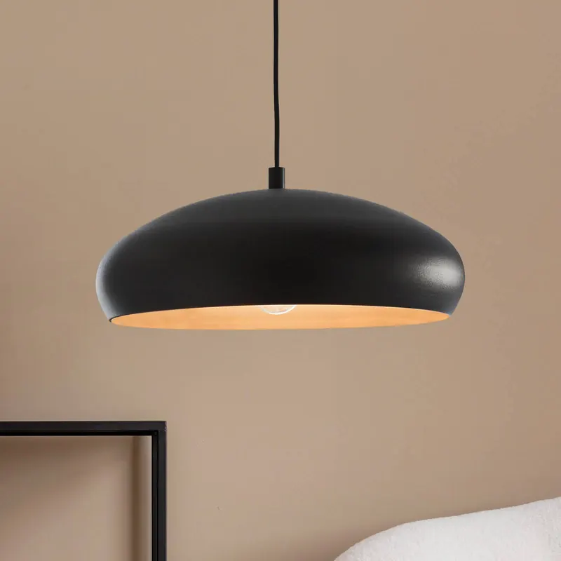 Lampa wisząca Mogano z metalowym kloszem, czarna