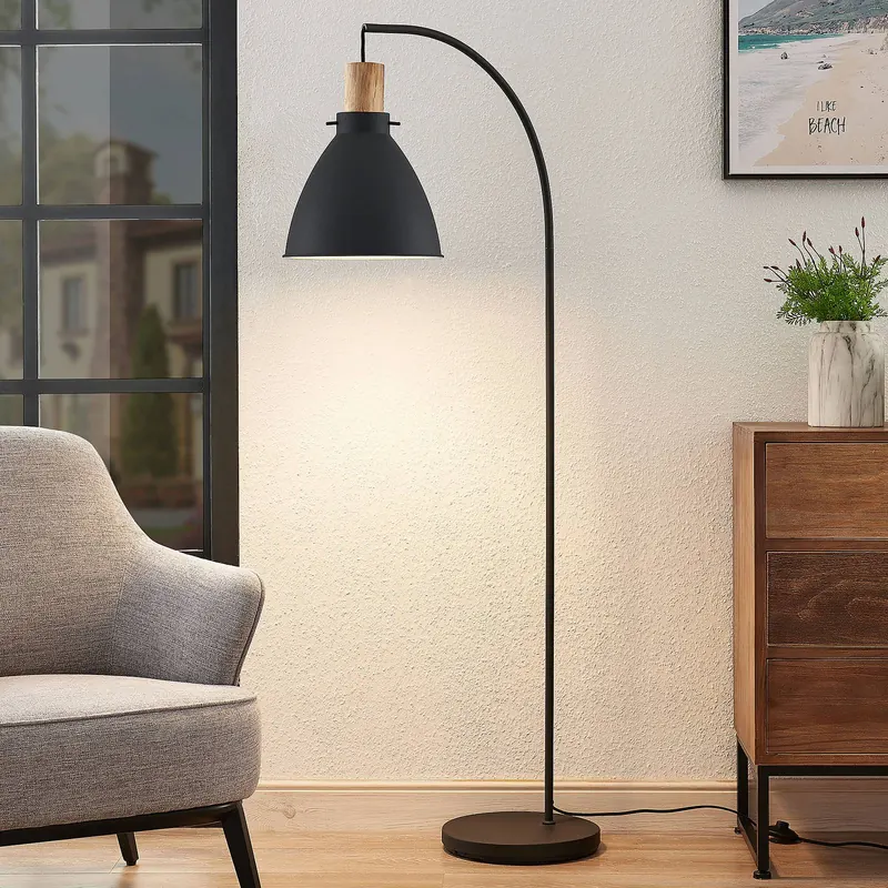 Lampa stojąca Lindby Trebale, czarny, drewno, 154 cm, E27