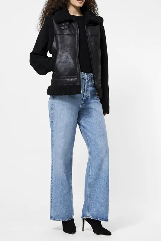 French Connection Camry Faux Suede S/less Gilet Black Maat: XL | Gilets Outlet | Dames | Zwart