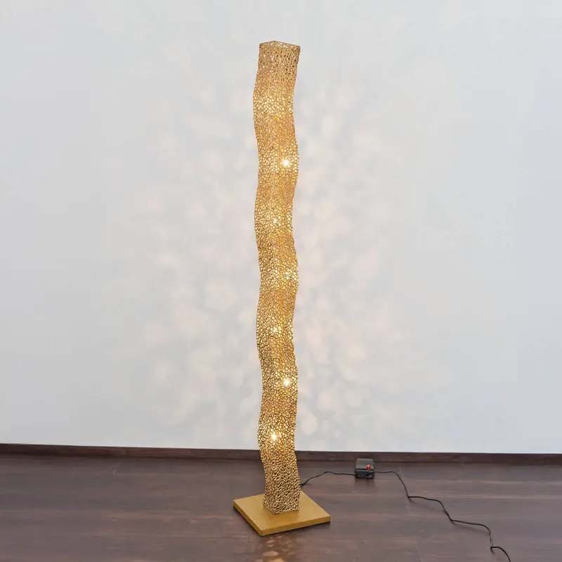 Lampa stojąca ODISSEA, w kolorze złotym, wysokość 171 cm, metalowa, 7 x G4