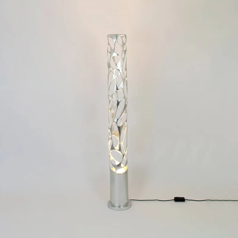Lampa stojąca Talismano, kolor srebrny, wysokość 176 cm, żelazo