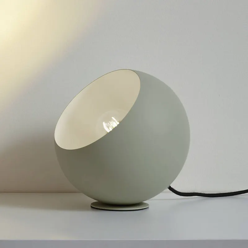 Lampa stołowa Lindby Solomia, zielona, żelazo, Ø 20 cm