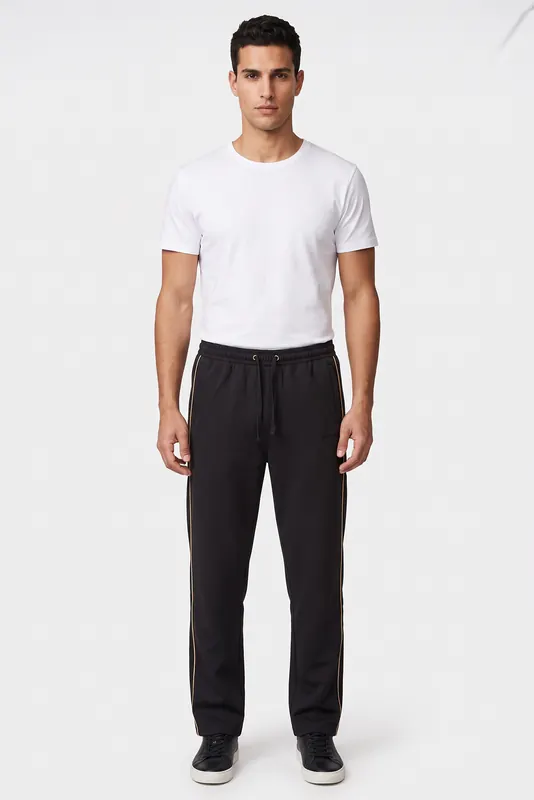 CRUYFF Visionary Trackpants Black/gold Maat: S | Joggingbroeken Outlet | Heren | Zwart
