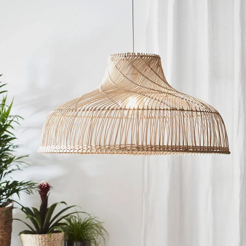 Lampa wisząca Bali z rattanowym kloszem