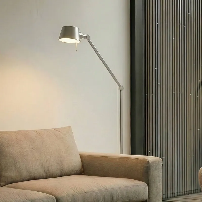 Lampa stojąca Lucande Silka, 173 cm, nikiel satynowy, regulowana