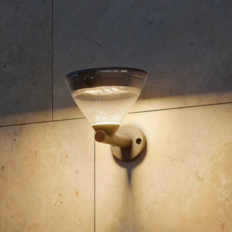 Kinkiet solarny LED Philips Kyna, czarny, z czujnikiem, IP44
