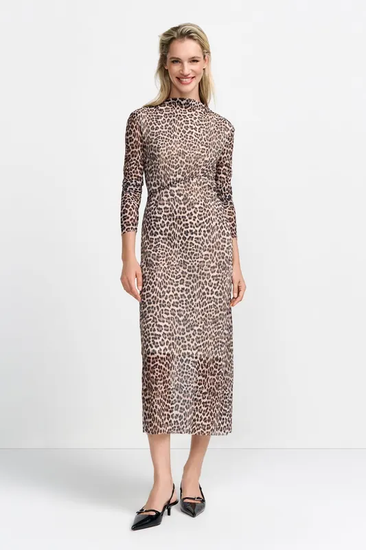 Rich & Royal Plissee Mesh Dress Recycled Caffee Latte Maat: L | Midi Jurken Outlet | Dames | Bruin