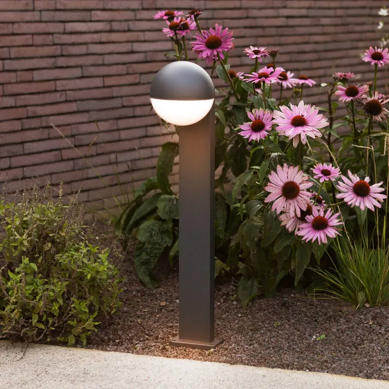Słupek oświetleniowy LOOMA, ciemnoszara, wysokość 70 cm, metal, IP54, E27