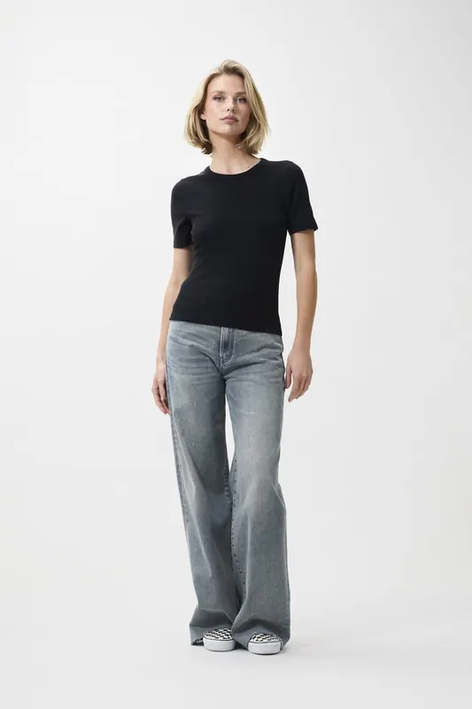 Catwalk Junkie Rib Tshirt Black Maat: 34 | Tops Outlet | Dames | Zwart