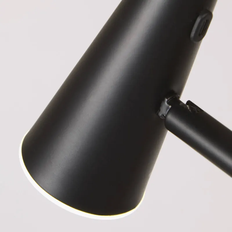 Lampa stojąca LED z akumulatorem 10450BK, czarna, wysokość 151 cm, metal