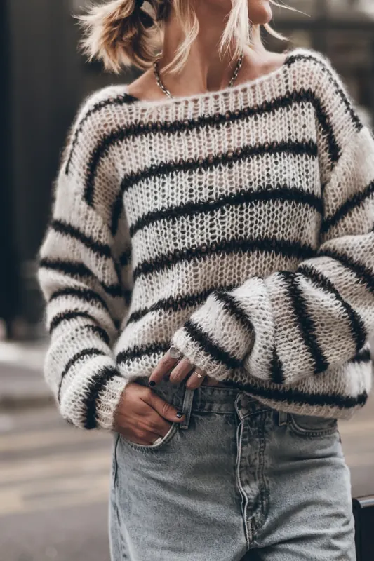 Mikuta The Striped Mohair Knitted Sweater Maat: M | Sweaters Outlet | Dames | Wit