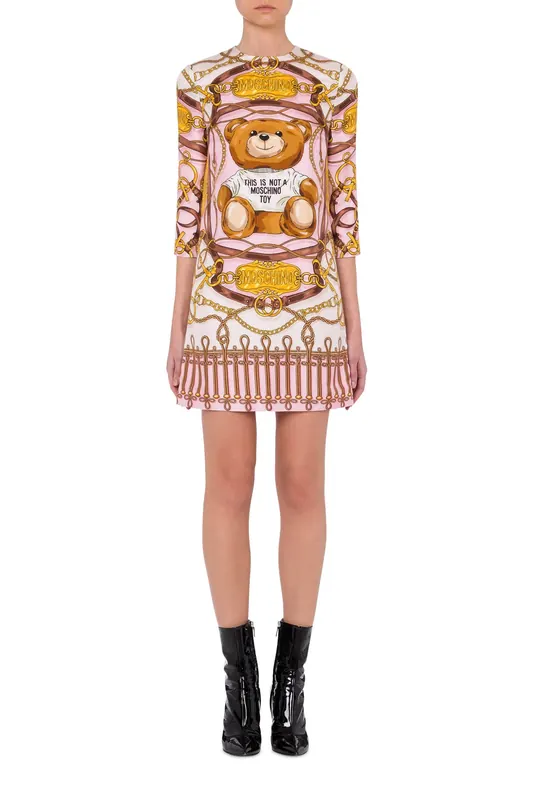 Moschino Military Teddy Scarf Silk Dress Pink Maat: 36 | Blousejurken Outlet | Dames | Roze