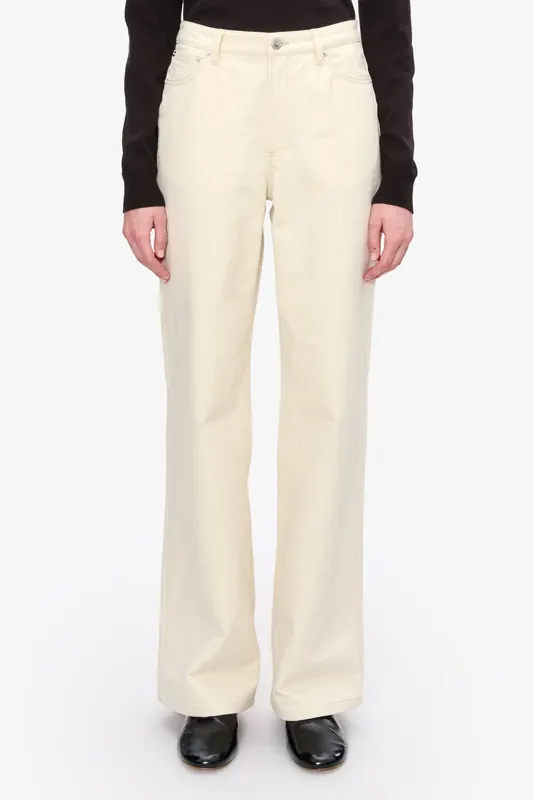 A.P.C. Jeans Elisabeth Ecru Maat: W32 | Straight Jeans Outlet | Dames | Ecru