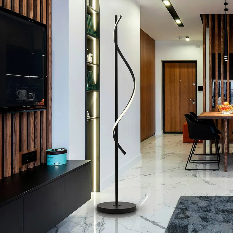 Lampa stojąca LED Boa, wysokość 170 cm, czarna, metalowa