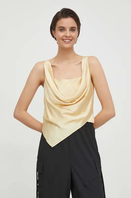 Sisley top